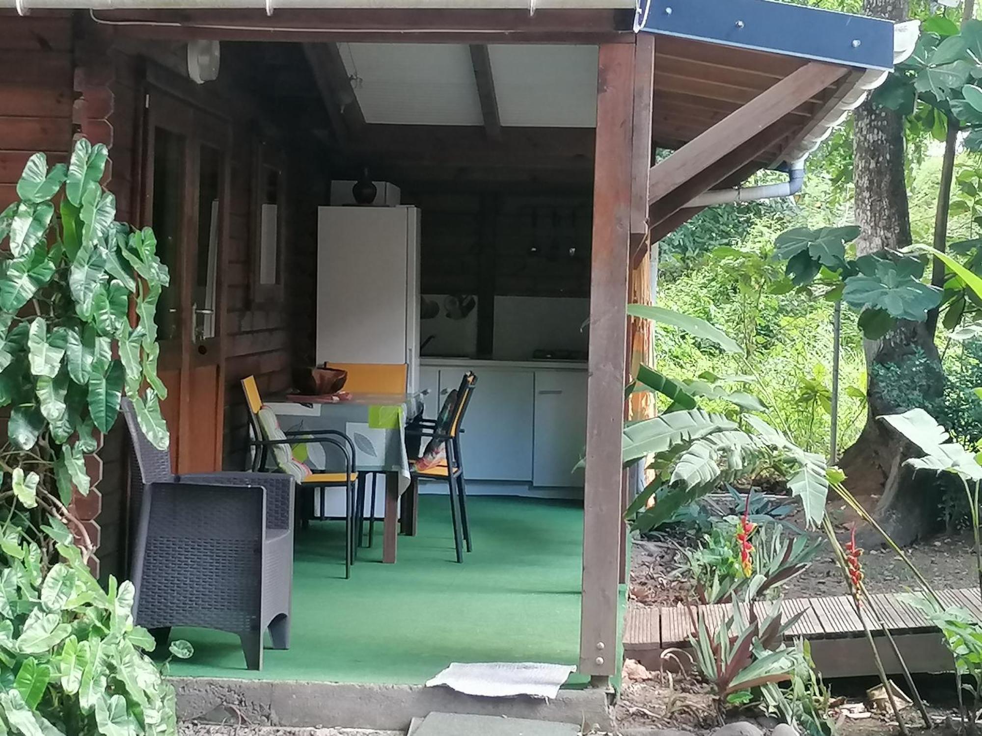Insolite Arawakane Gites Du Manial Chalet بوانت-نوار المظهر الخارجي الصورة