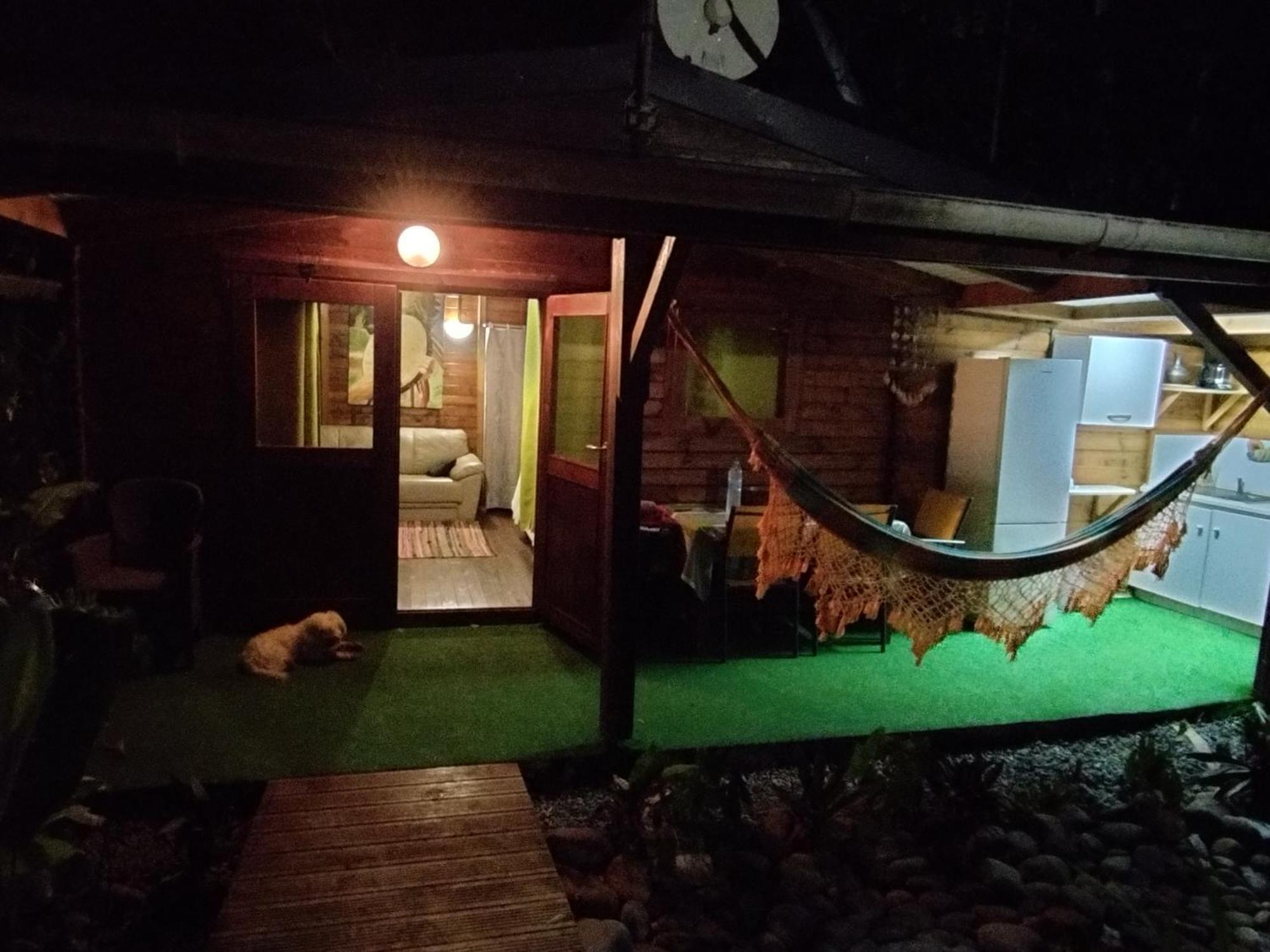 Insolite Arawakane Gites Du Manial Chalet بوانت-نوار المظهر الخارجي الصورة